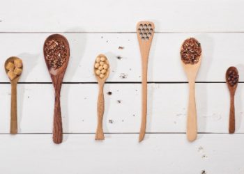 Bí quyết giúp mẹ lợi sữa bằng gạo lứt