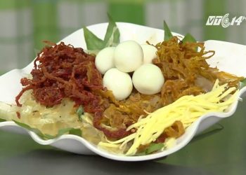 Hiểm họa từ bánh tráng trộn đường phố