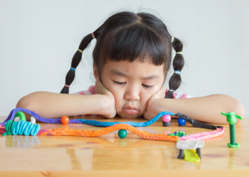 Trẻ 3 tháng liền không tăng cân báo hiệu suy dinh dưỡng